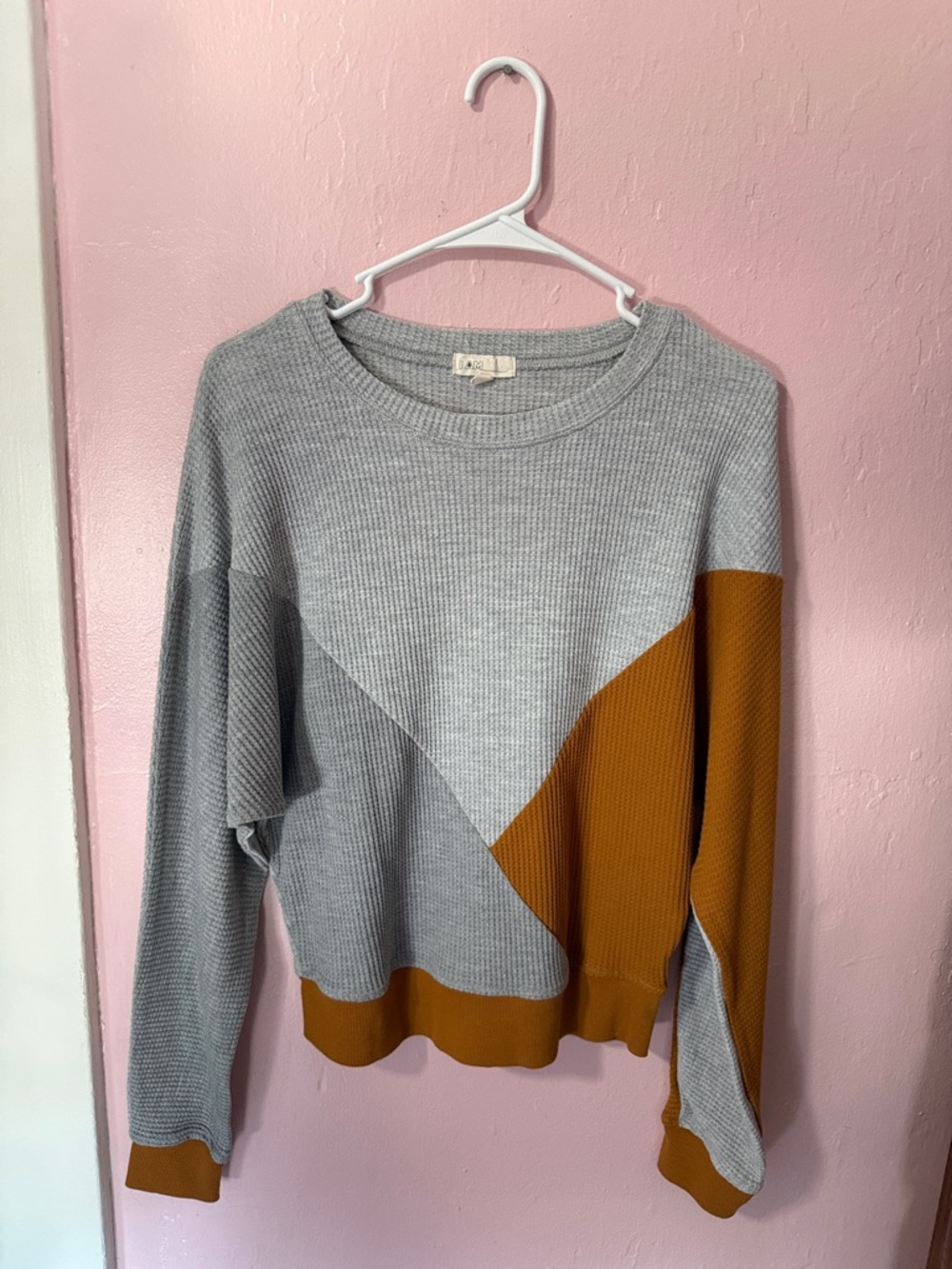Waffle Knit Colorblock Crewneck Sweater - Gray & Mustard